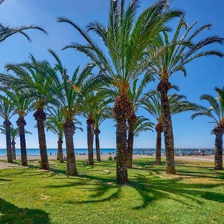 Studio La Carihuela Торремолинос Экстерьер фото